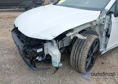 2024 Volkswagen Golf Gti 2.0T 380 S z USA, uszkodzony, nr VIN WVWHA7CD6RW230420